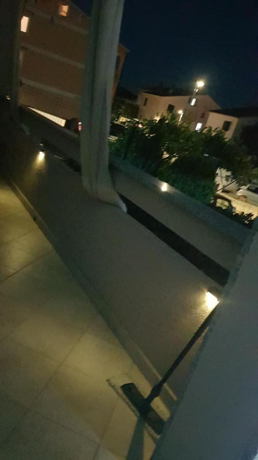 Kabashi Apartment Krk Town Bagian luar foto