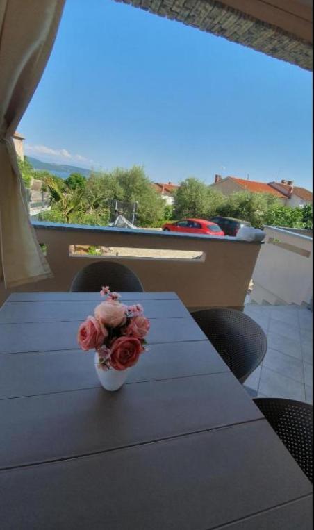 Kabashi Apartment Krk Town Bagian luar foto