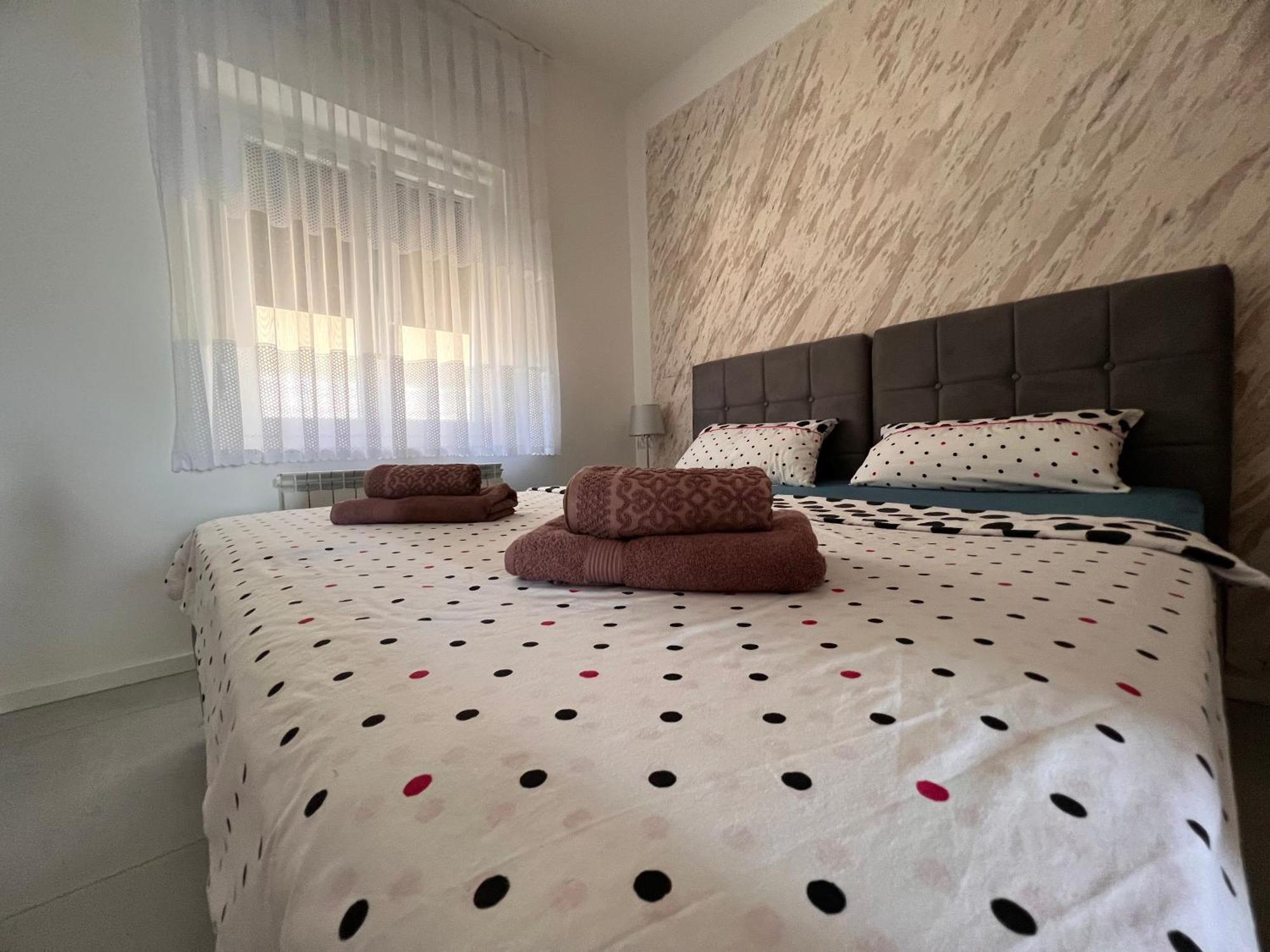 Kabashi Apartment Krk Town Bagian luar foto